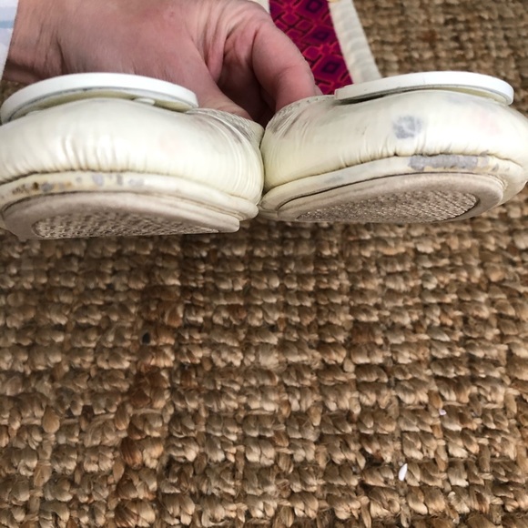 Tory Burch Minnie Patent Leather Flat - Picture 3 of 4